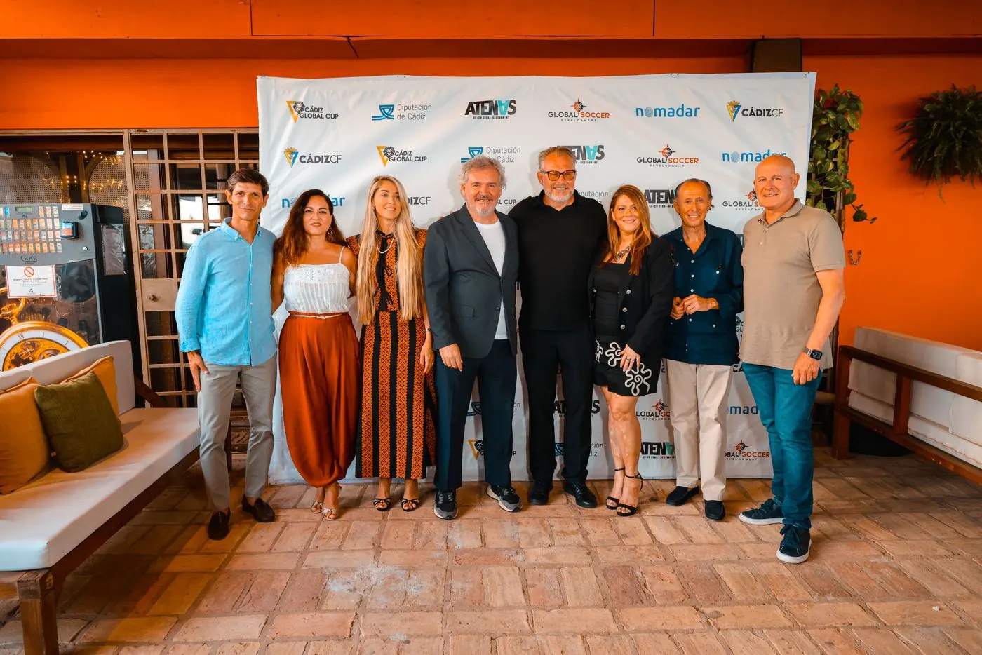 Autoridades y organización en el photocall de la ceremonia de inauguración